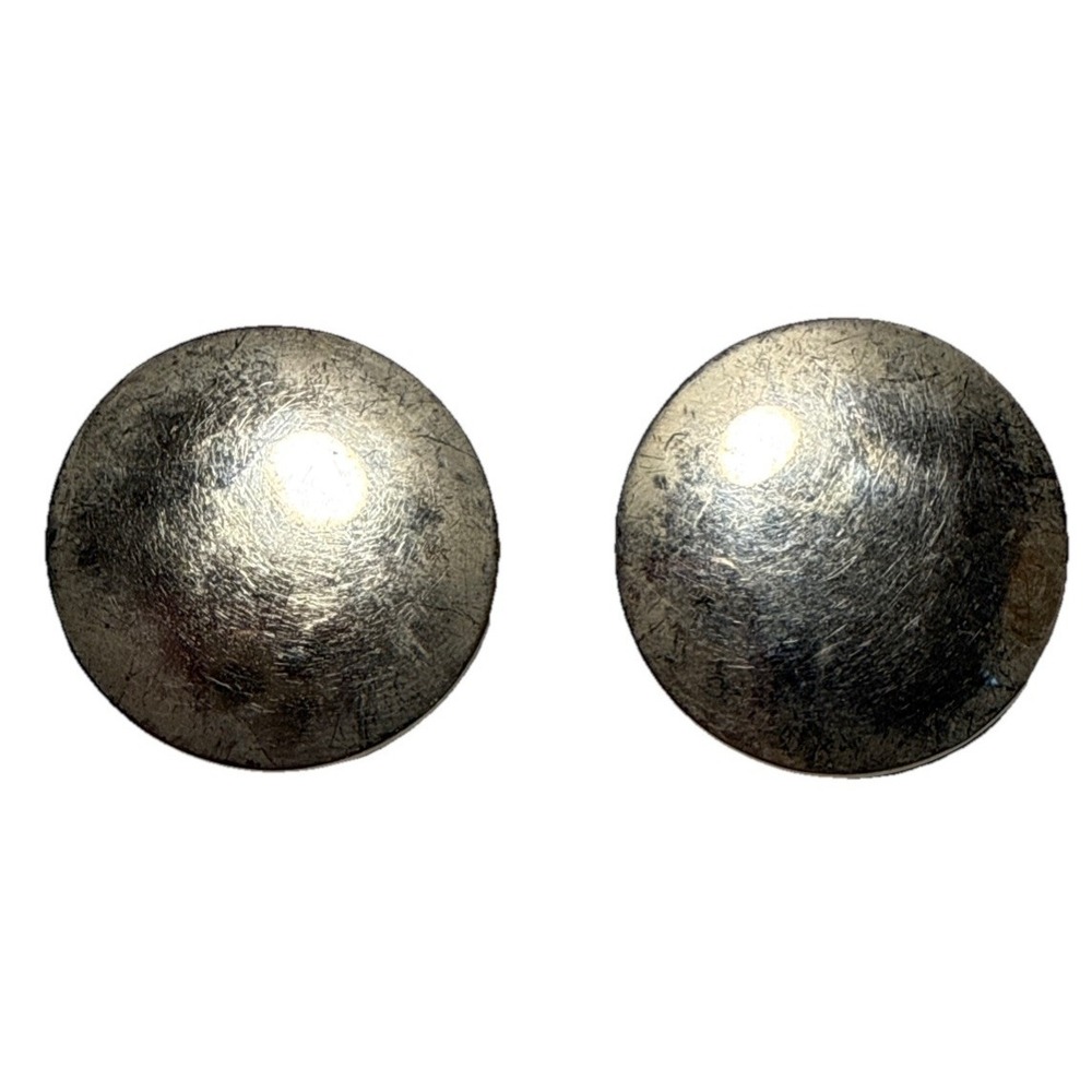 Vintage Silver Tone Disc Clip On‎ Earrings J18-36